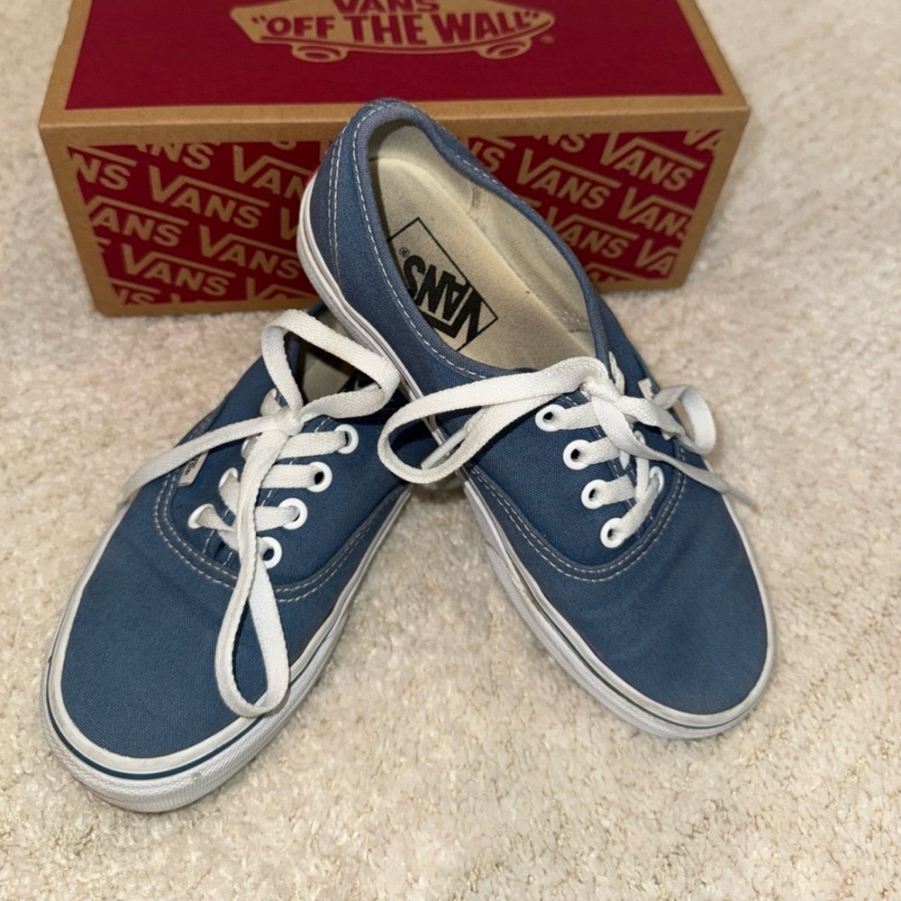 Vans Classic Blue Lace-Up Shoes